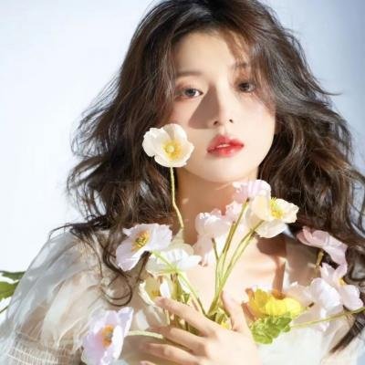左边最后那栋房子